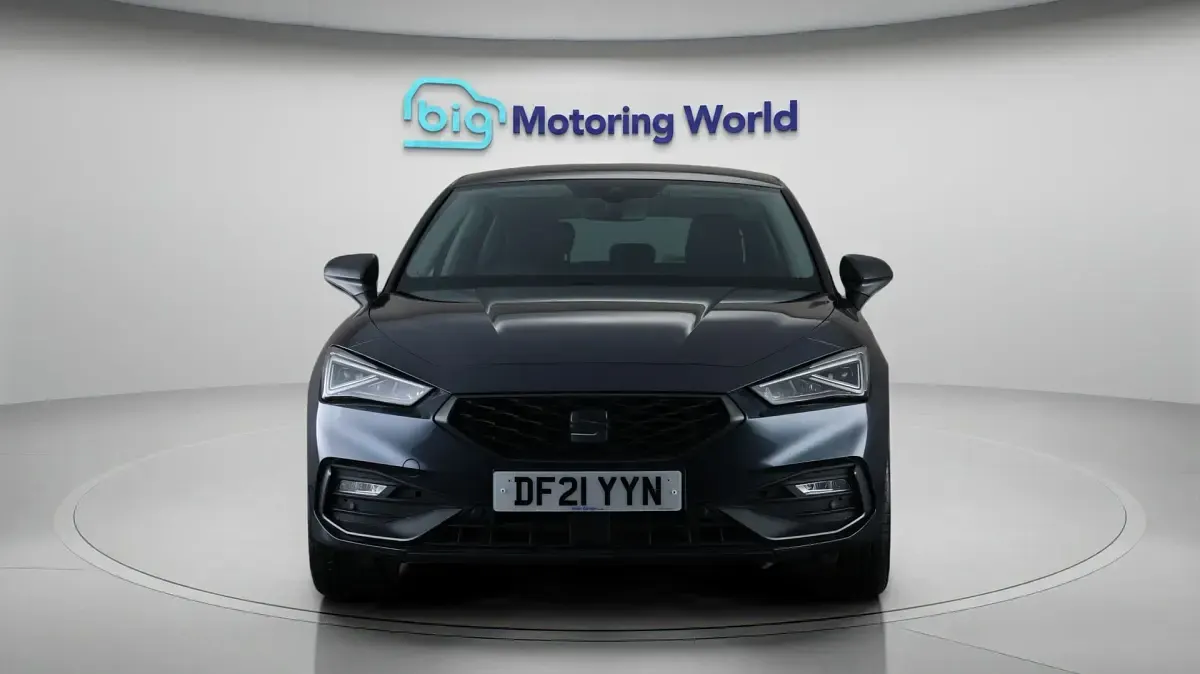 Used Seat Leon FR 201 HP (147 kW) 2021 Grey Hatchback