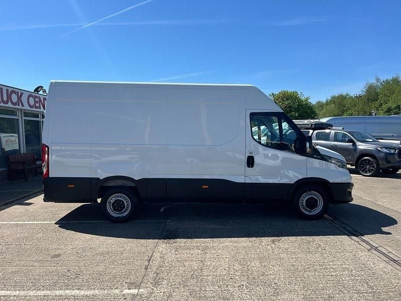 Used Iveco Daily 2023 White Van