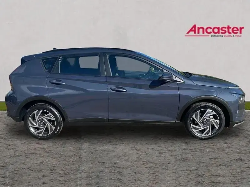 Używany Hyundai Bayon Advanced 99 KM (72 kW) 2025 Szary SUV
