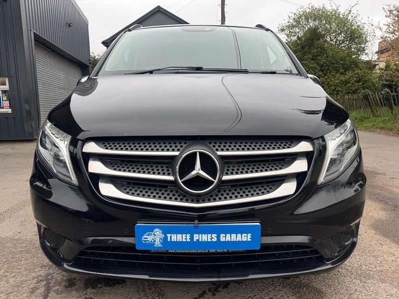 Begagnad Mercedes Vito 2016 Svart Van