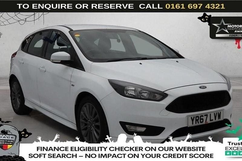 White Used 2017 Ford Focus ST-Line Hatchback | £8,970 (Fair price) - Image 1/1
