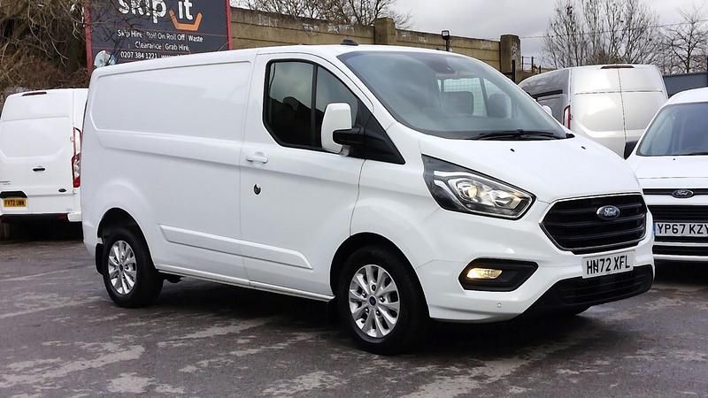 Used Ford Transit Custom Limited 130 HP (95 kW) 2022 White Van