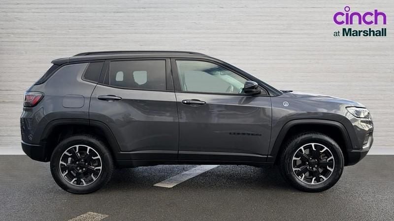 Used Jeep Compass Trailhawk 240 HP (176 kW) 2023 Grey SUV