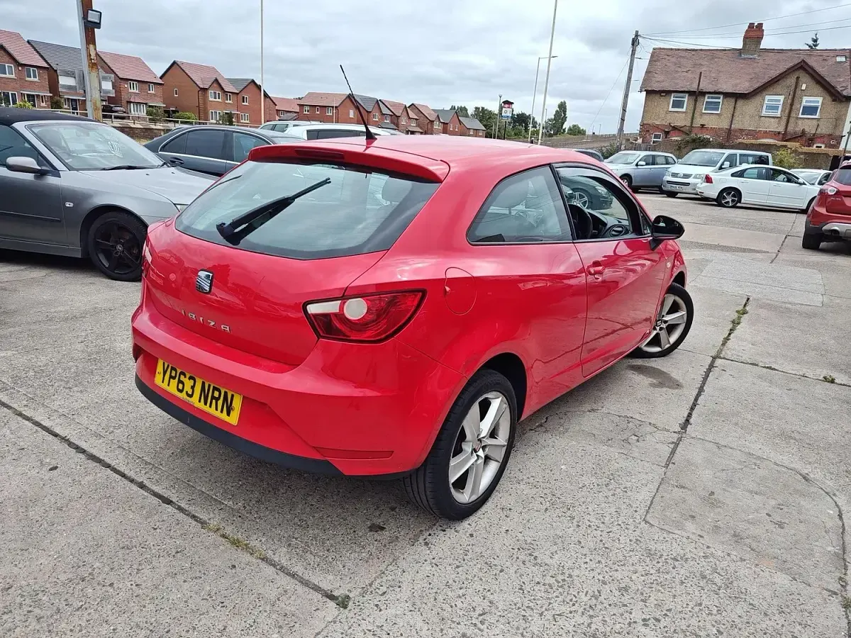 Used Seat Ibiza 85 HP (62 kW) 2013 Red Hatchback