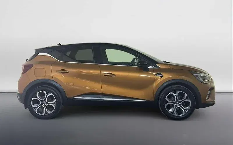 Used Renault Captur Version S 101 HP (74 kW) 2020 Orange/black SUV