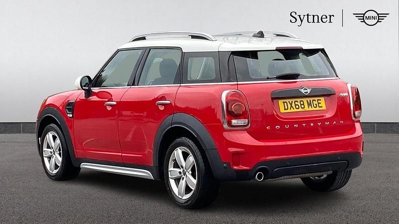 Used Mini Cooper Countryman 134 HP (98 kW) 2018 Red SUV
