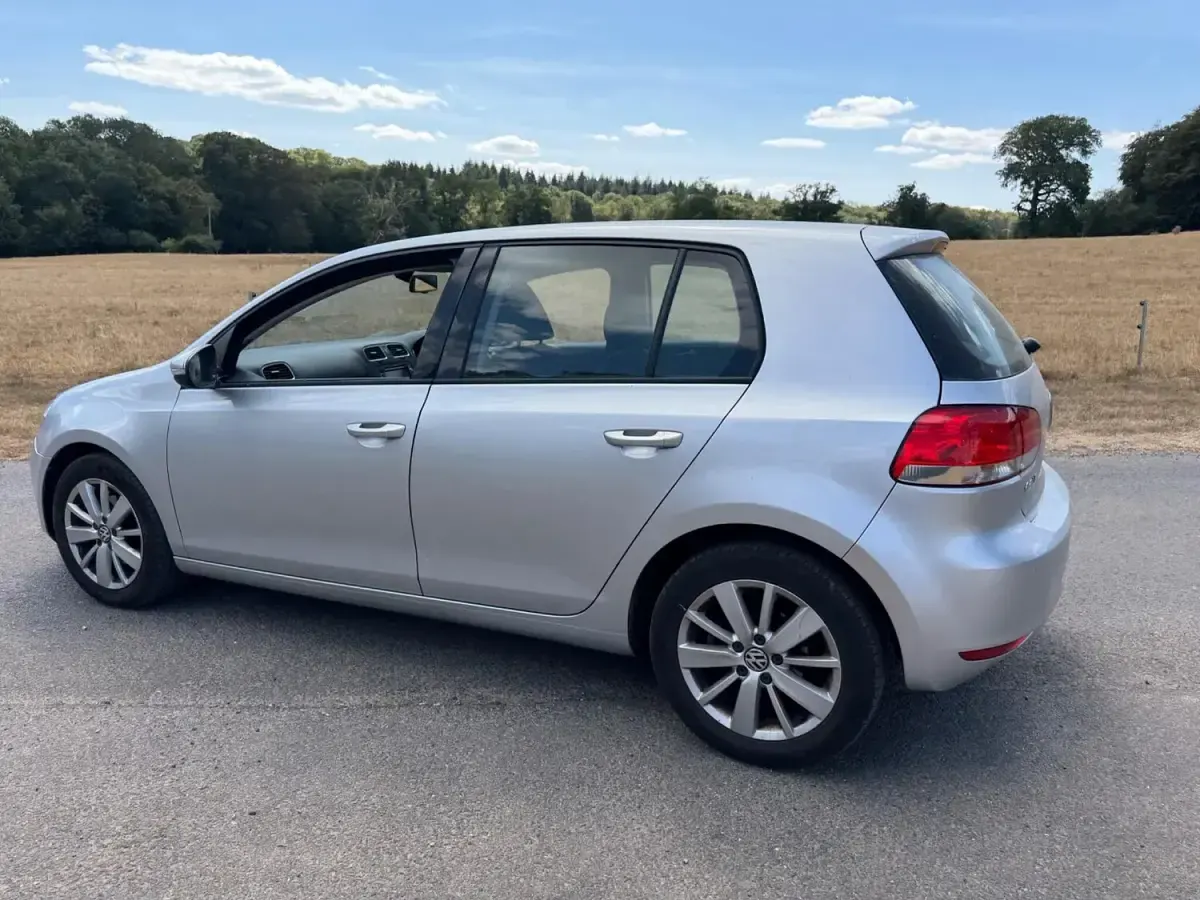 Used VW Golf VI Match 105 HP (77 kW) 2011 Silver Hatchback