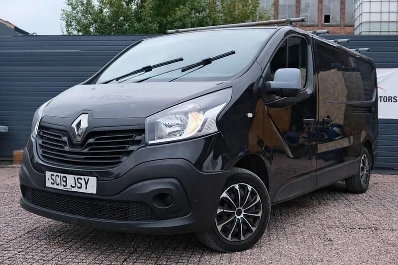 Used Renault Trafic Business 2019 Black MPV