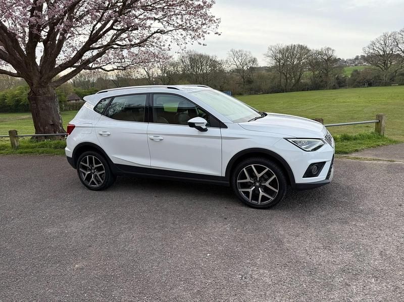 Used Seat Arona XCELLENCE Lux 115 HP (84 kW) 2018 White SUV