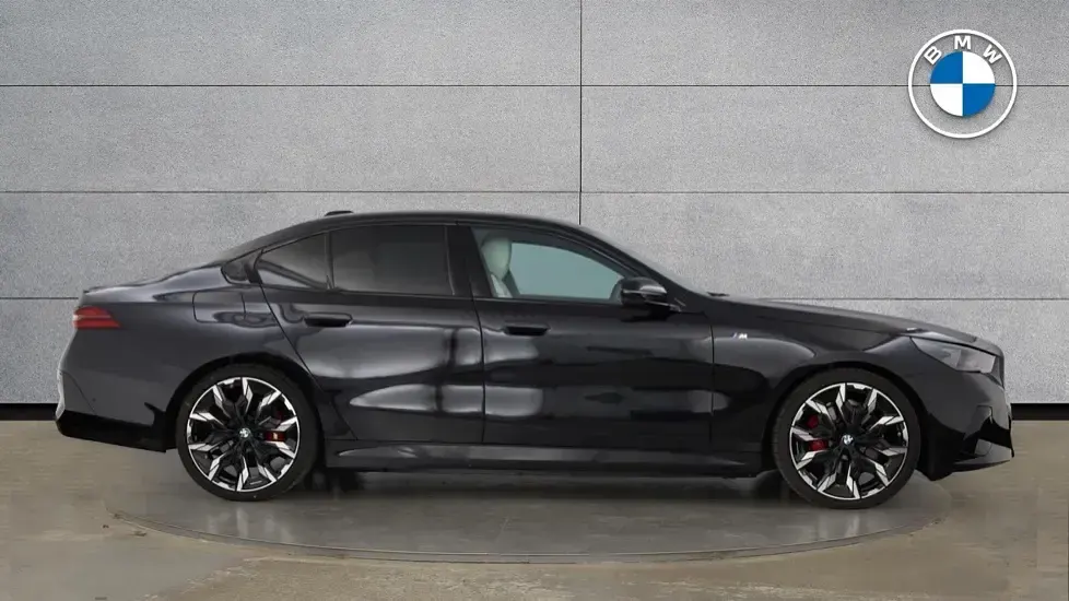 Used BMW 530e M Sport 295 HP (216 kW) 2025 Black