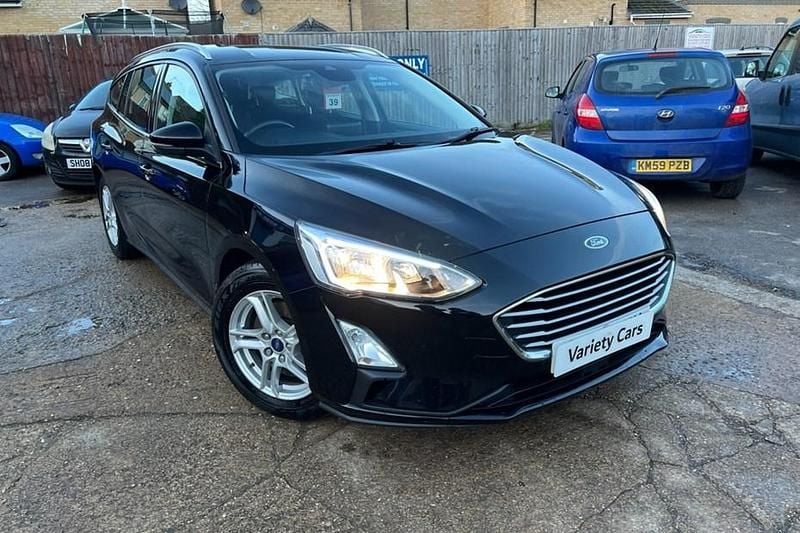 Black Used 2019 Ford Focus Zetec Estate | £7,990 (Good price) - Image 1/1