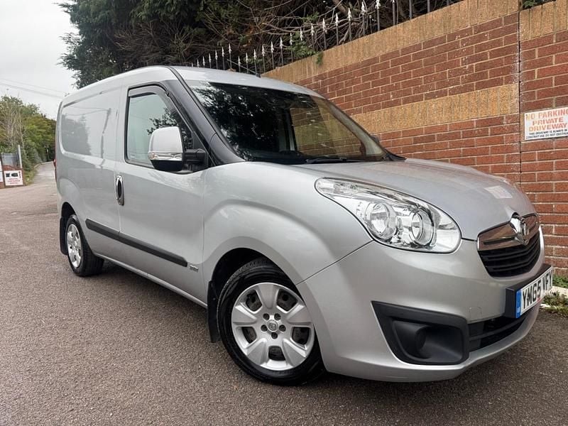 Silver Used 2016 Vauxhall Combo Sportive MPV | £3,790 (Fair price) - Image 1/4