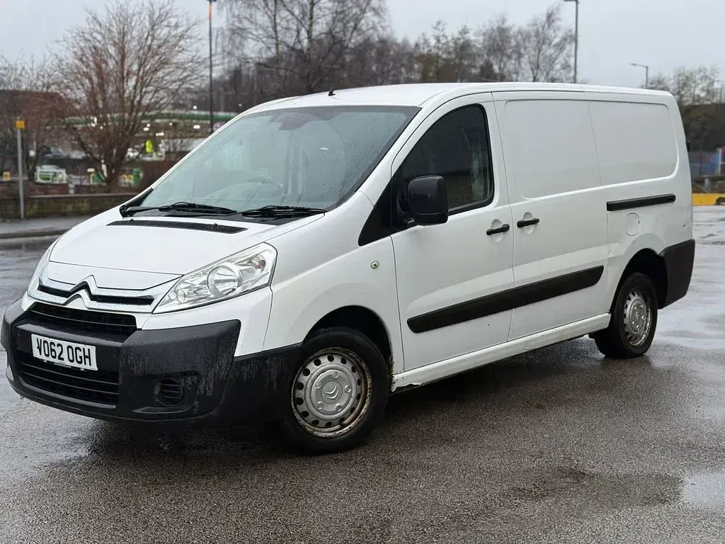 Used Citroën Dispatch 125 HP (91 kW) 2012 White MPV