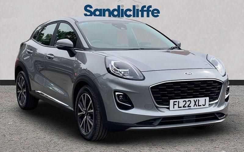 Used 2023 Ford Puma Titanium Hatchback | £15,165 (Good price) - Image 1/4