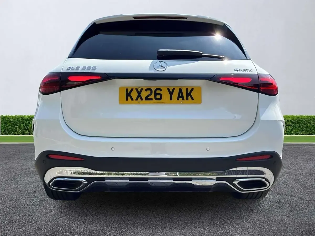 Used Mercedes GLC300 AMG line 258 HP (189 kW) 2026 White SUV