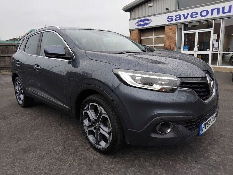 Grey Used 2018 Renault Kadjar Dynamique SUV | £9,488 (Fair price) - Image 1/4