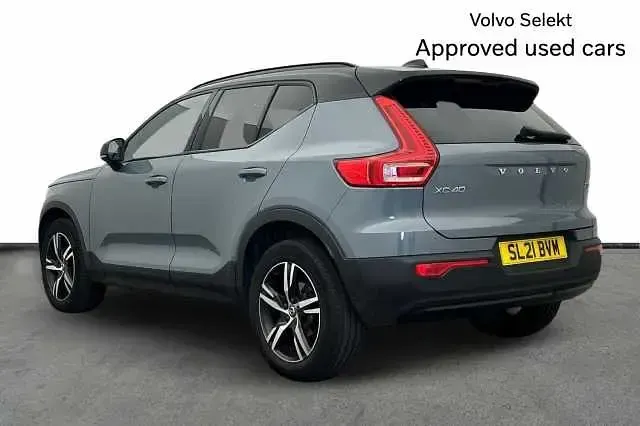Used Volvo XC40 R-Design 161 HP (118 kW) 2021 Grey SUV