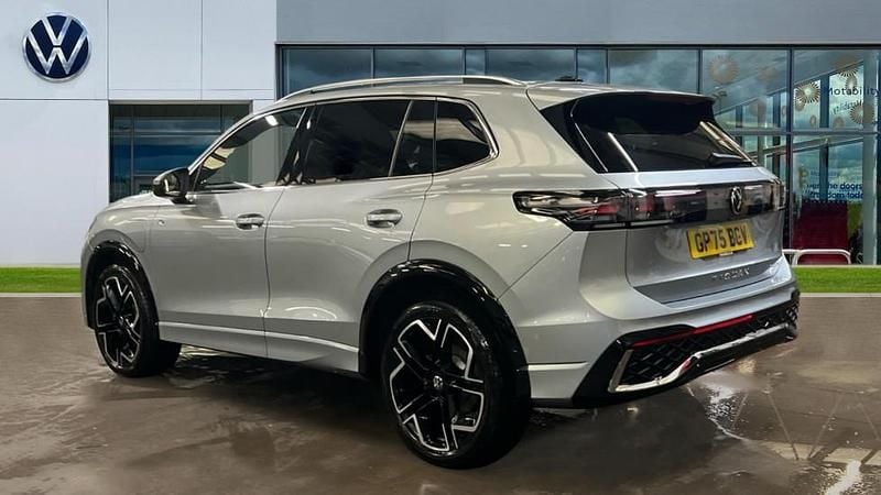 Used VW Tiguan R-line 204 HP (150 kW) 2026 Oyster silver metallic SUV