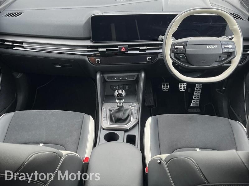 Used Kia Sportage GT-Line 147 HP (108 kW) 2025 White SUV