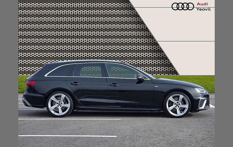 Used Audi A4 S-Line 147 HP (108 kW) 2023 Black Estate