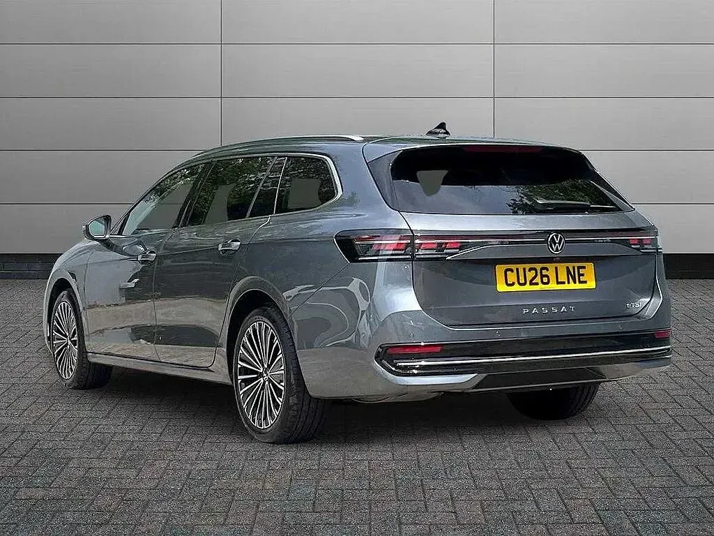 Used VW Passat 150 HP (110 kW) 2026 Estate