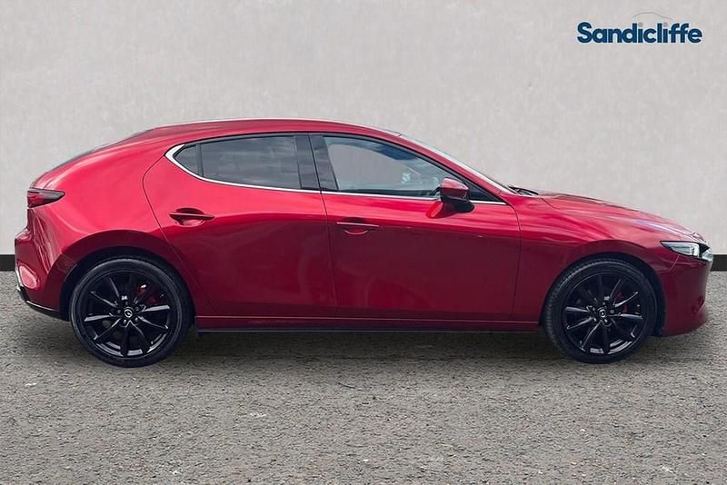 Begagnad Mazda 3 Inclusive 162 HK (119 kW) 2019 Röd Halvkombi