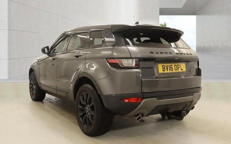 Used Land Rover Range Rover evoque SE 179 HP (131 kW) 2018 Hatchback