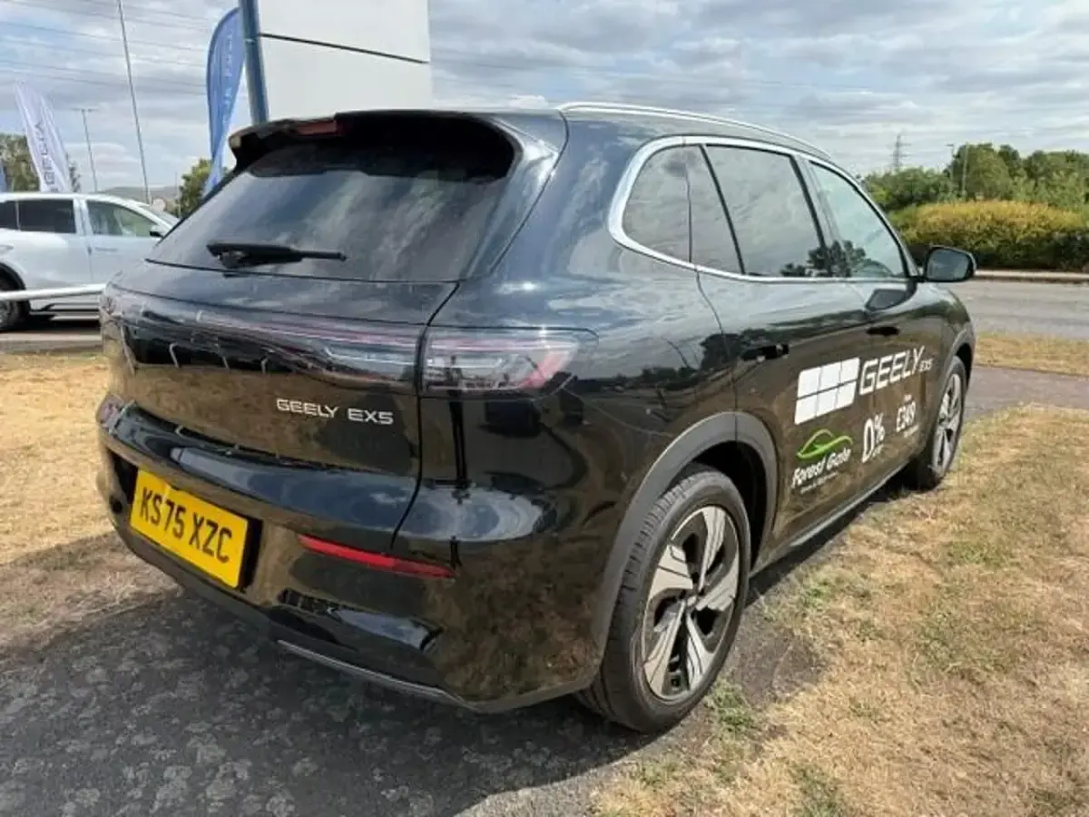Used Geely EX5 158 kW (215 HP) 2025 Black SUV