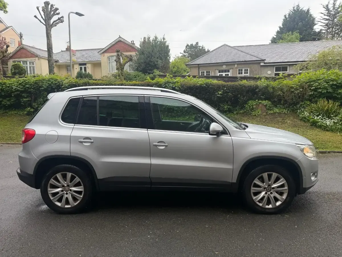 Usado VW Tiguan Match 2011 Plateado SUV