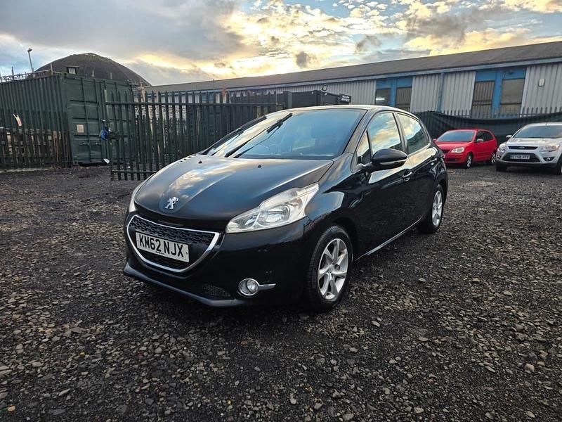 Black Used 2012 Peugeot 208 Active Hatchback | £1,899 (Fair price) - Image 1/4
