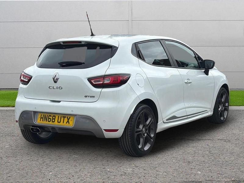 Used Renault Clio IV GT-Line 89 HP (65 kW) 2018 White