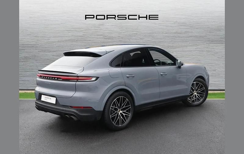 Used Porsche Cayenne 348 HP (255 kW) 2023 Grey SUV