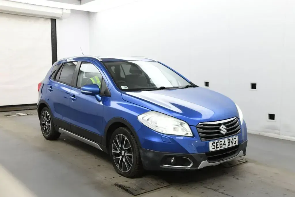 Used Suzuki SX4 SZ5 120 HP (88 kW) 2015 Blue SUV