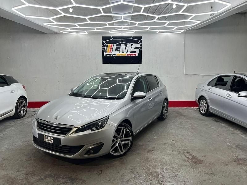 Used Peugeot 308 130 HP (95 kW) 2014 Silver Hatchback
