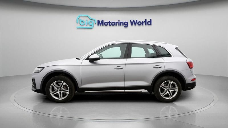 Used Audi Q5 Sport 262 HP (192 kW) 2021 Silver SUV