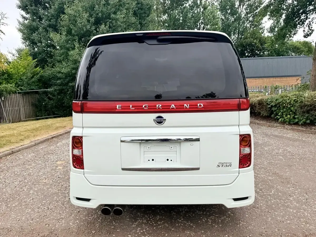 Used Nissan Elgrand 2003 Black MPV
