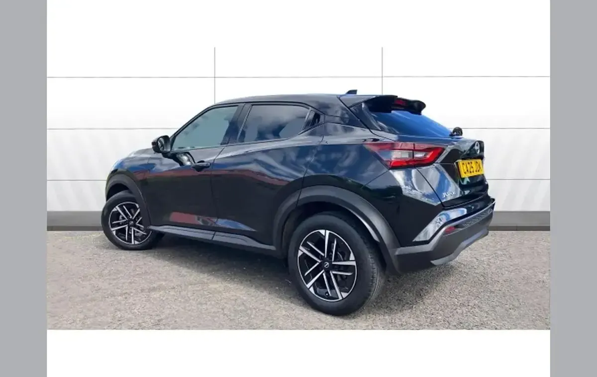 Used Nissan Juke N-Connecta 143 HP (105 kW) 2025 Black SUV
