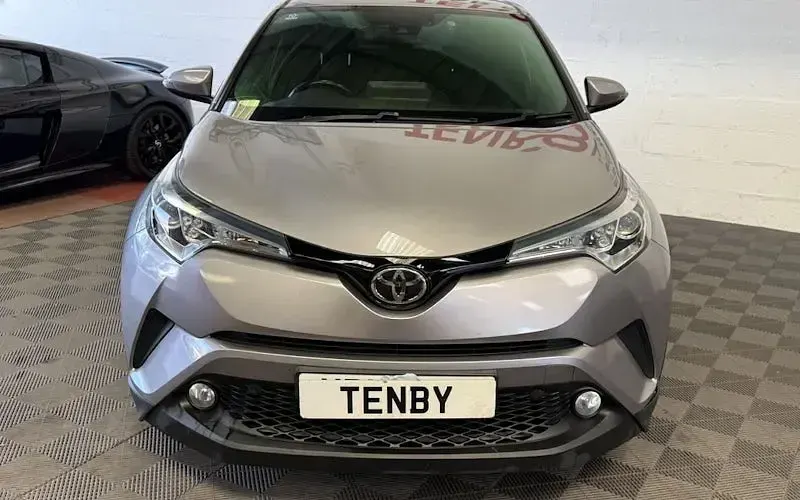 Used Toyota C-HR 116 HP (85 kW) 2019 SUV