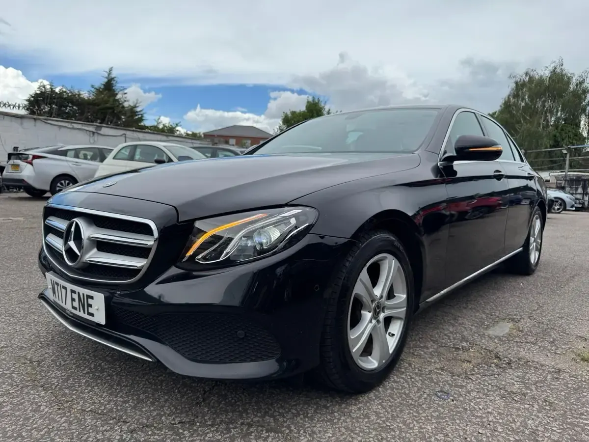 Used Mercedes E220 SE 2017 Black Sedan