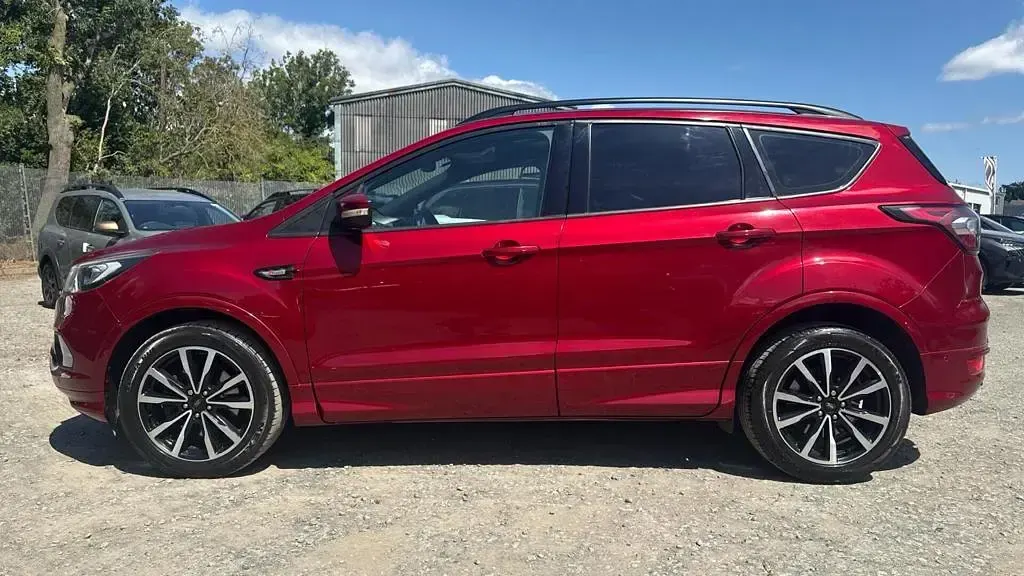 Used Ford Kuga ST-Line 150 HP (110 kW) 2018 Red SUV
