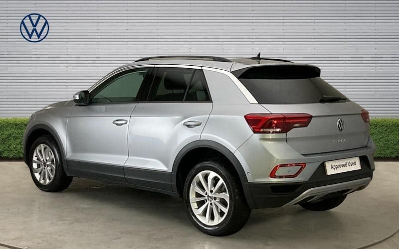 Used VW T-Roc Match 150 HP (110 kW) 2025 Silver SUV