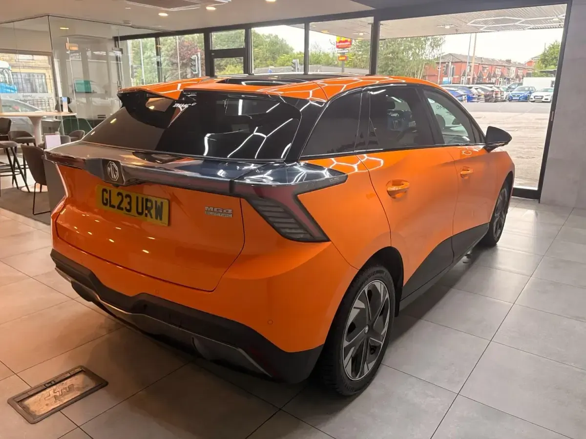 Used MG MG4 EV Trophy 63 kW (87 HP) 2023 Orange Hatchback