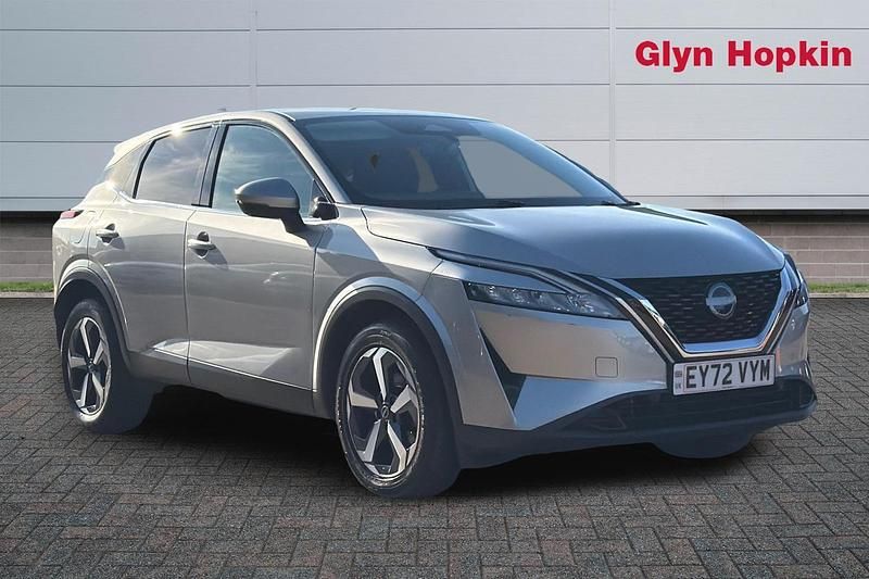 Used Nissan Qashqai N-Connecta 140 HP (102 kW) 2022 Silver SUV