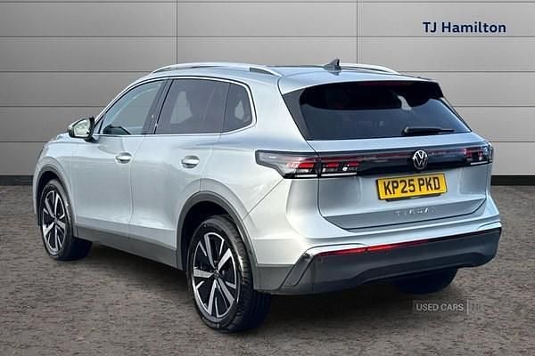 Used VW Tiguan Elegance 150 HP (110 kW) 2025 Silver SUV
