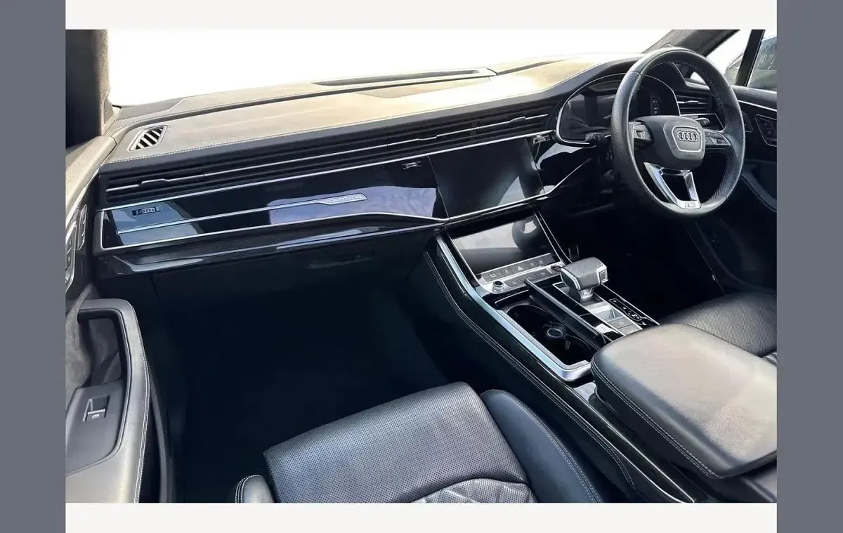 Used Audi SQ7 Comfort 507 HP (372 kW) 2022 Black SUV