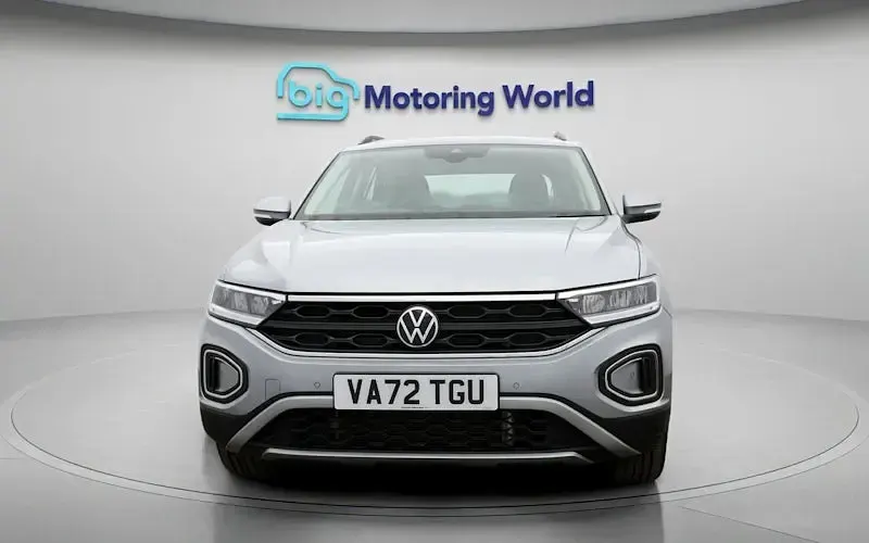 Used VW T-Roc Life 150 HP (110 kW) 2025 SUV