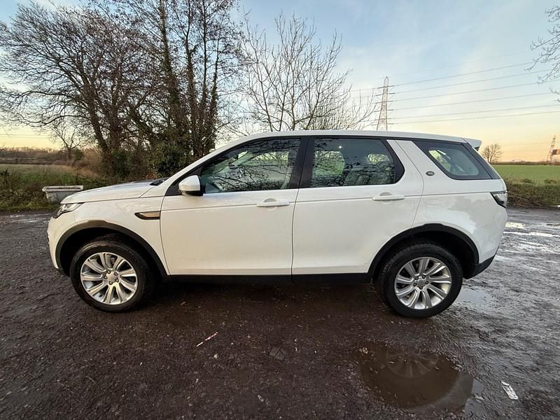 Second-hand Land Rover Discovery Sport SE 190 CP (139 kW) 2015 Alb SUV