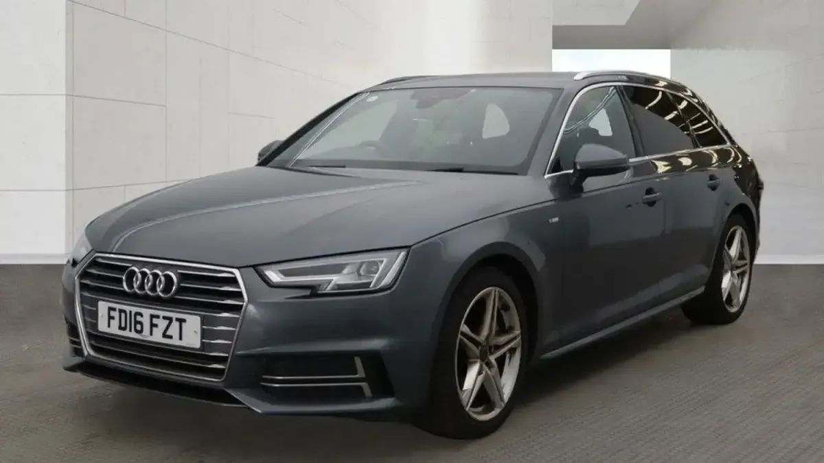 Gebraucht Audi A4 S-Line 190 PS (139 kW) 2016 Grau Kombi
