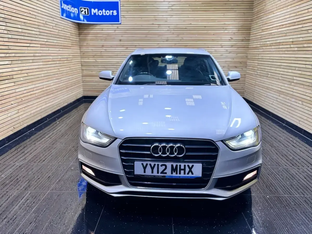 Used Audi A4 S-Line 170 HP (125 kW) 2012 Silver Estate