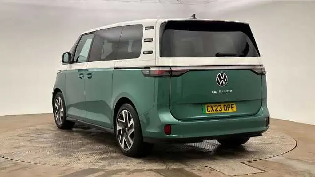 Used VW ID. Buzz Pro 150 kW (204 HP) 2023 White MPV